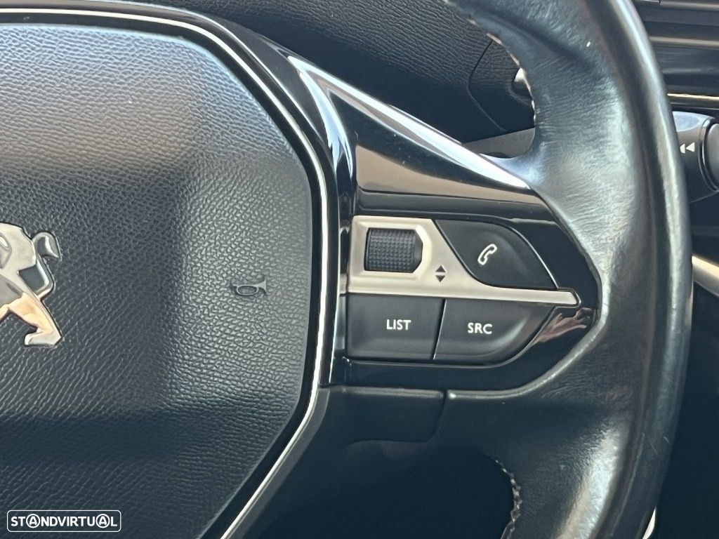 Peugeot 5008 1.6 HDi Allure J17 - 8