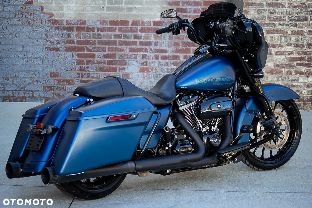 Harley-Davidson Touring Street Glide - 10