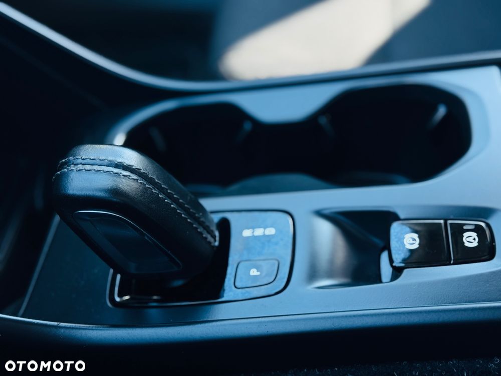 Volvo XC 40 D3 Momentum - 9