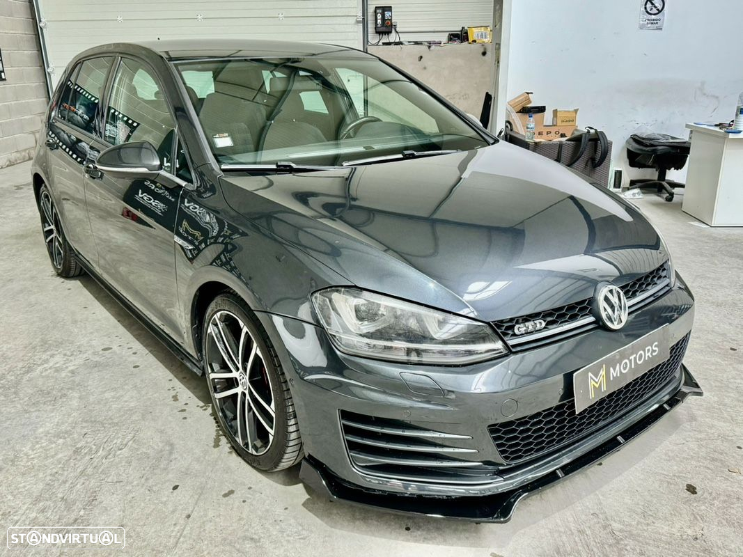 VW Golf 2.0 TDi GTD DSG - 28
