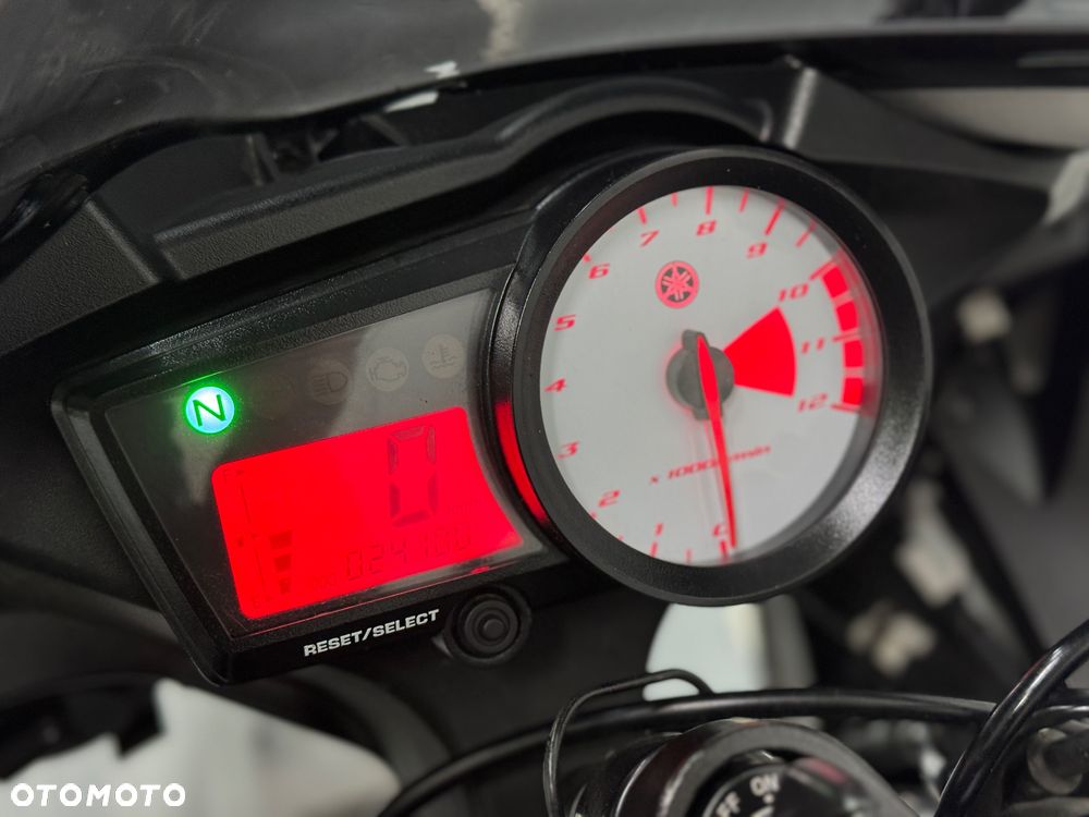 Yamaha R125 - 22