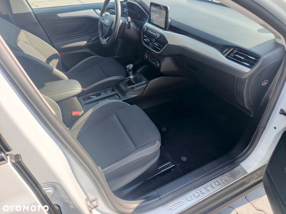 Ford Focus 1.5 EcoBlue Start-Stopp-System COOL&CONNECT DESIGN - 25