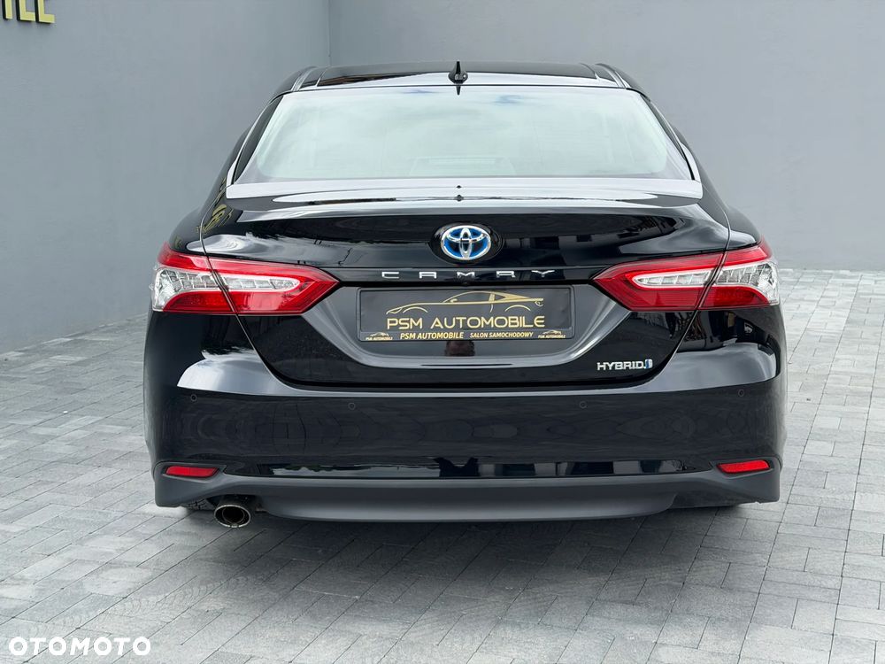 Toyota Camry 2.5 Hybrid Executive CVT - 10