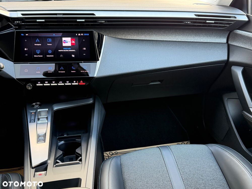Peugeot 308 BlueHDi 130 EAT8 Allure - 9