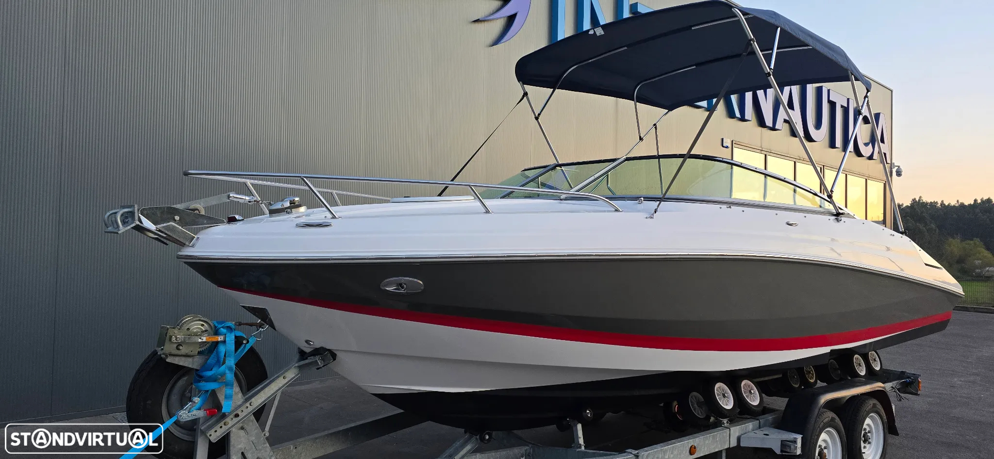 Regal 2250 fastdeck - 4
