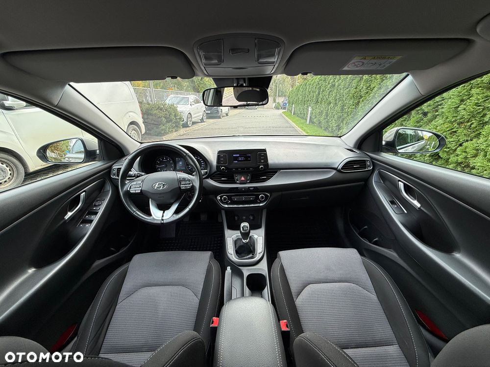 Hyundai i30 1.4 Classic + - 12