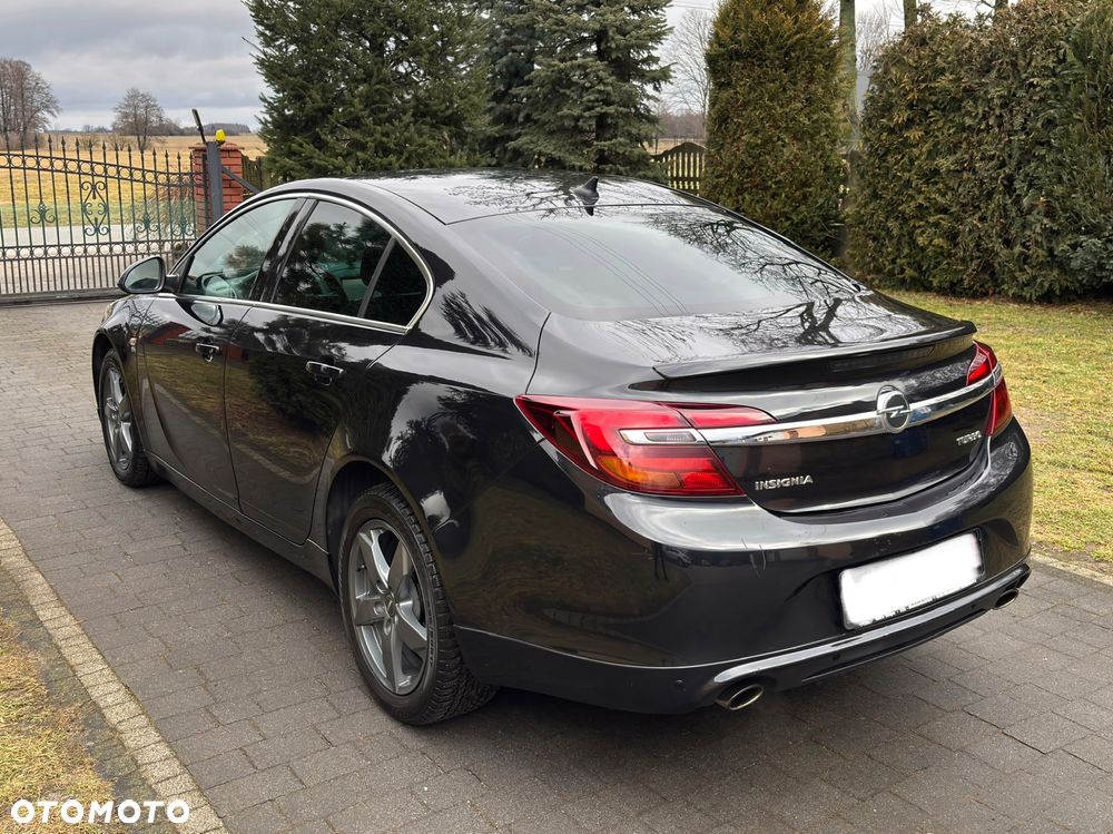 Opel Insignia 2.0 T Cosmo S&S - 3