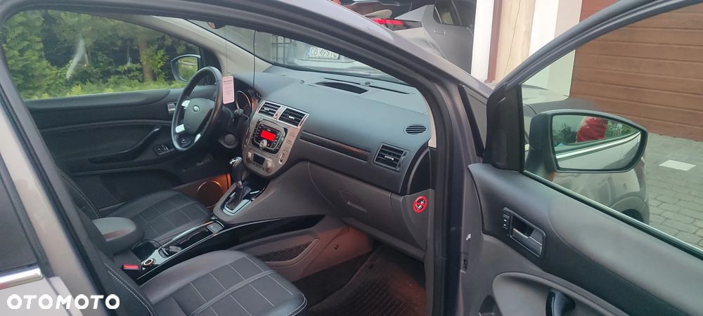 Ford Kuga 2.0 TDCi 4x4 Titanium - 8