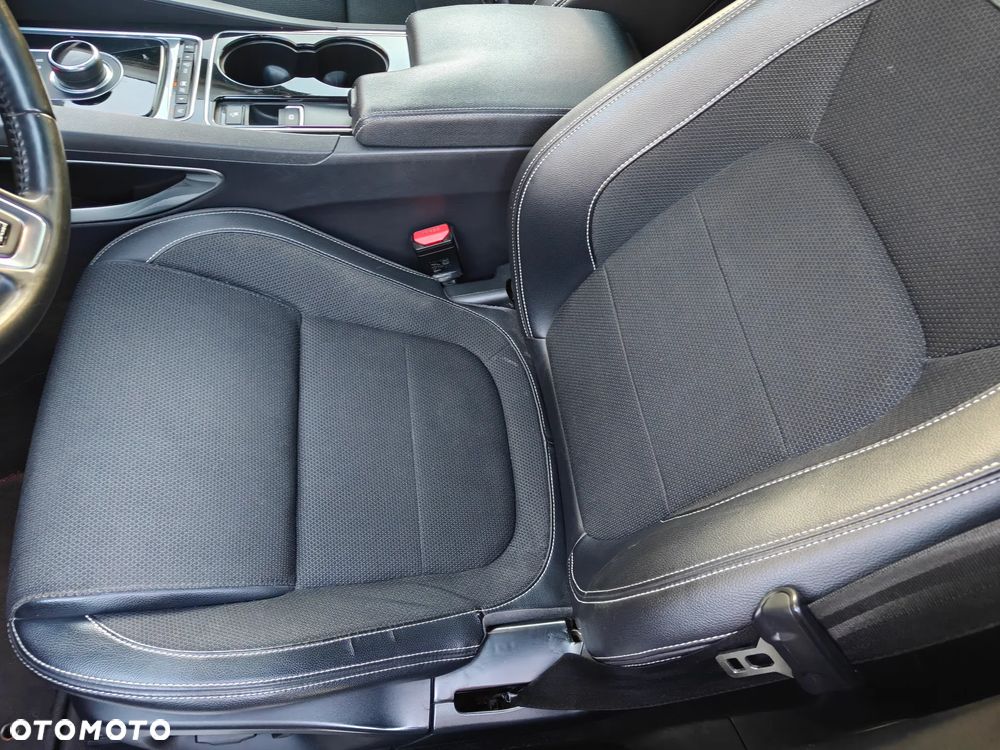 Jaguar F-Pace 2.0 i4D AWD R-Sport - 11