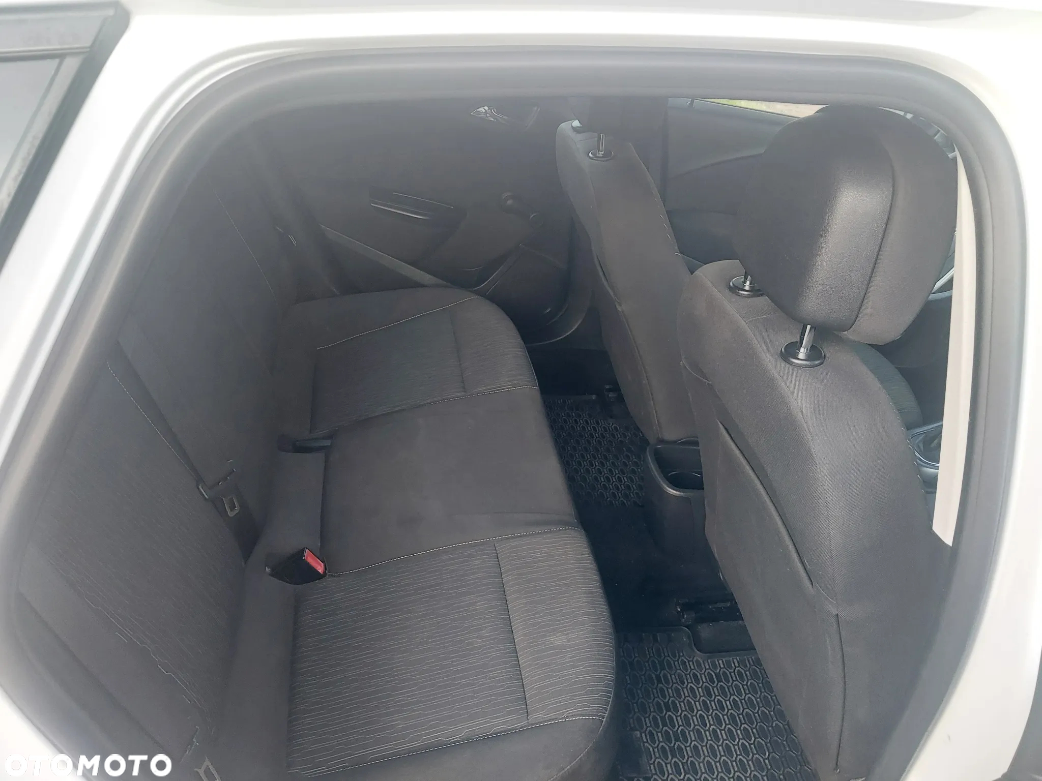 Opel Astra IV 1.4 Active - 11
