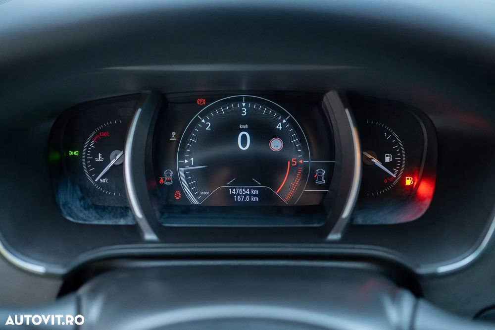 Renault Megane BLUE dCi 115 BUSINESS EDITION - 27