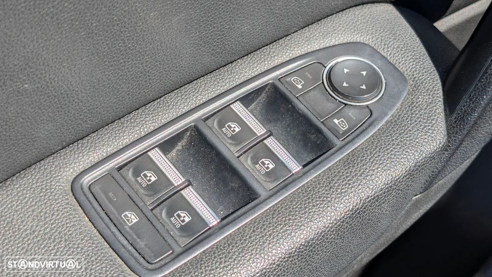 Renault Captur 1.0 TCe Intens - 15