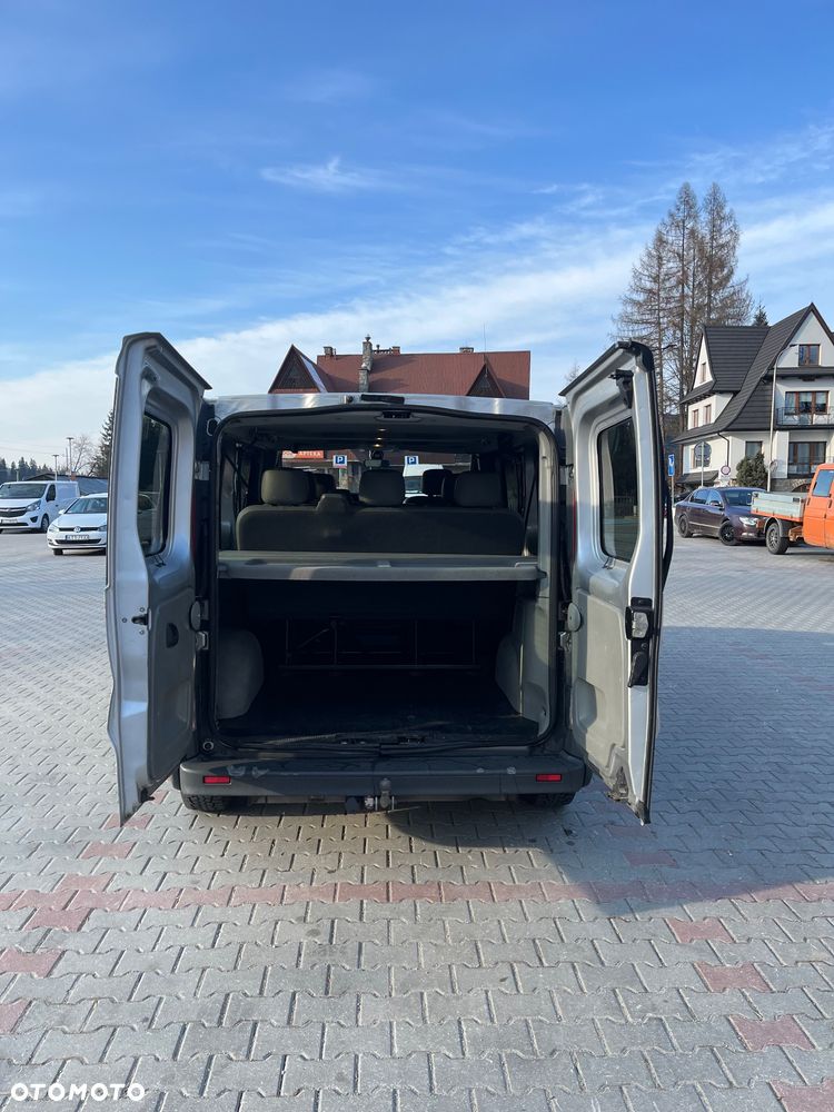 Opel Vivaro - 8