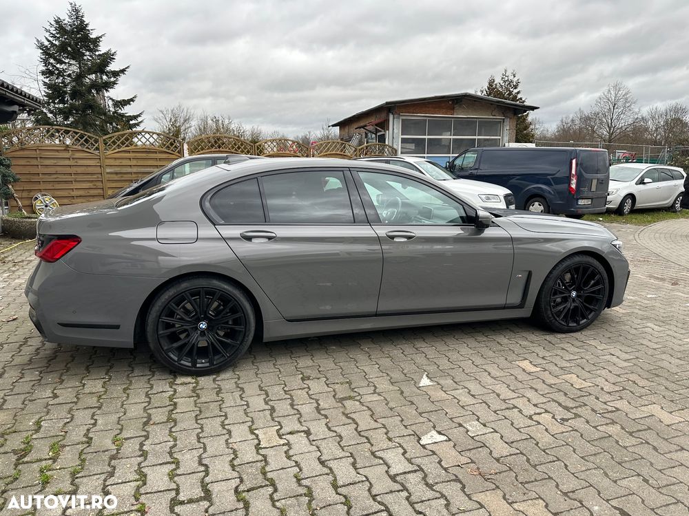 BMW Seria 7 730d xDrive MHEV - 2