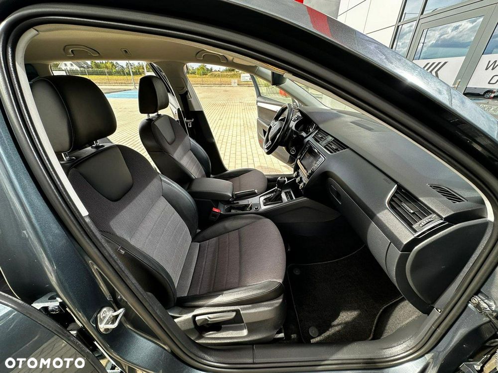 Skoda Octavia 2.0 TDI Ambition DSG - 16