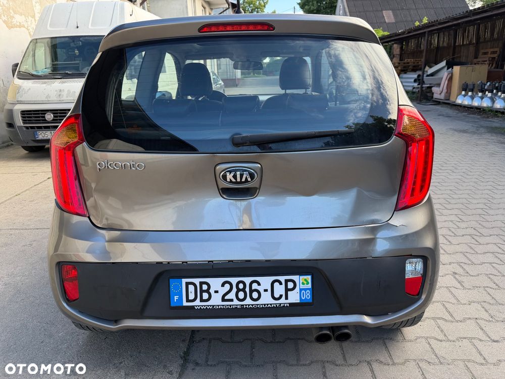 Kia Picanto - 23