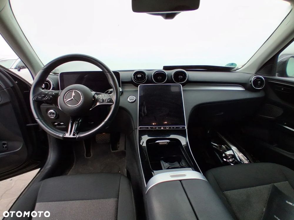 Mercedes-Benz Klasa C 200 d mHEV Business Edition - 16