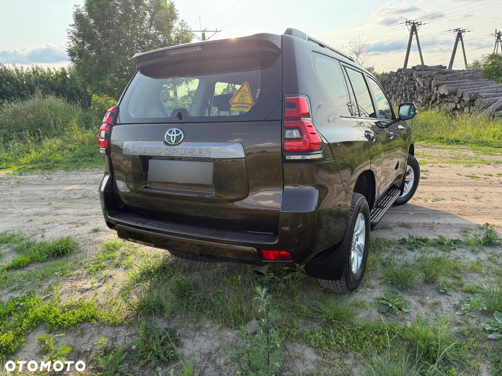 Toyota Land Cruiser LC 2.8 D-4D Prado - 13