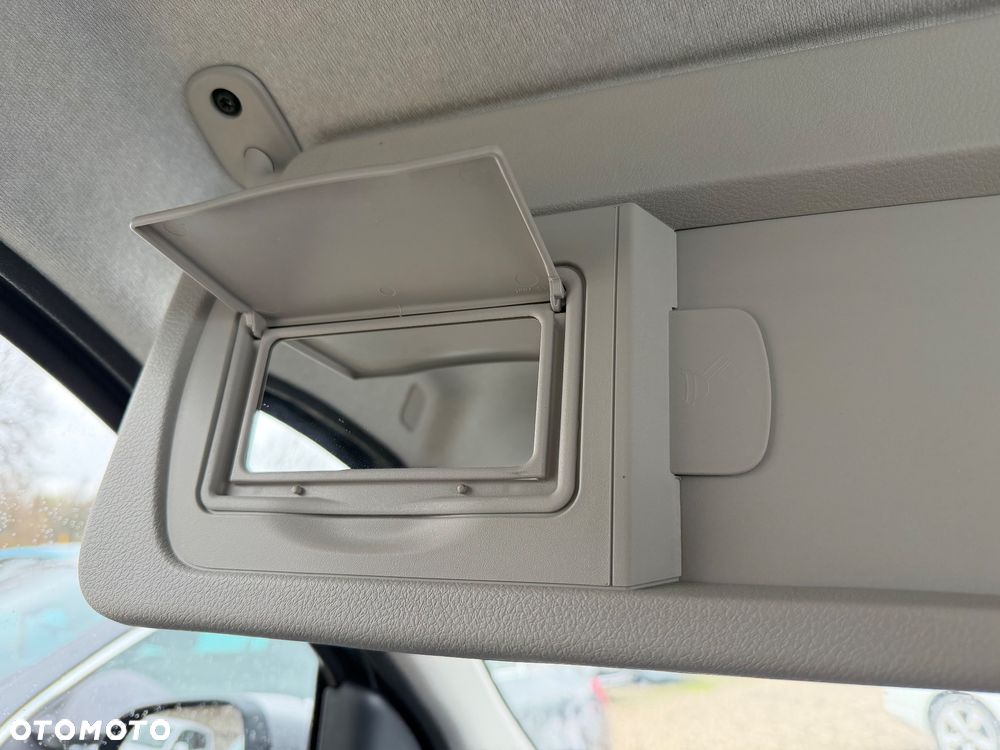 Dacia Lodgy TCe 115 Stepway - 12