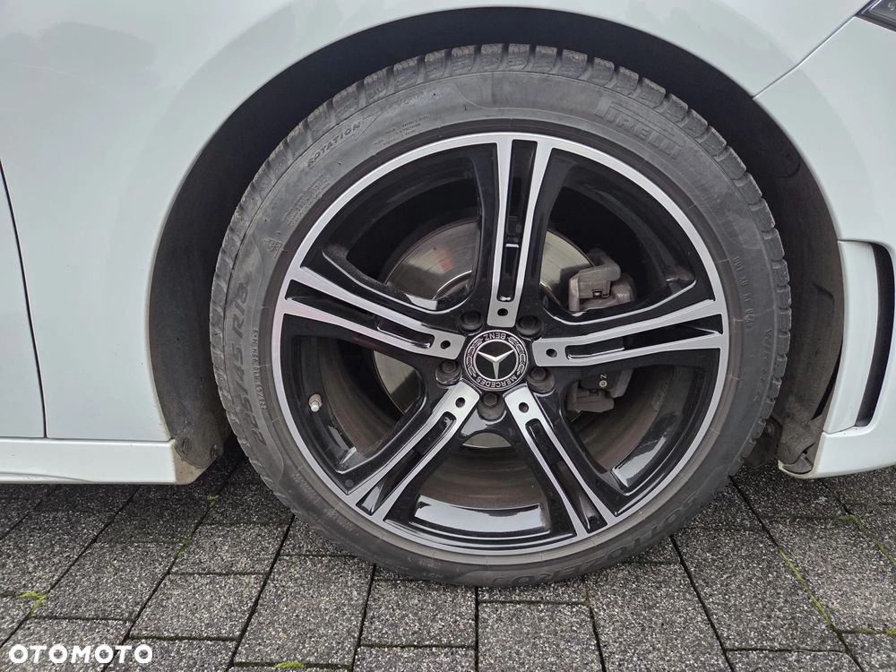 Mercedes-Benz Klasa A 200 AMG Line 7G-DCT - 9