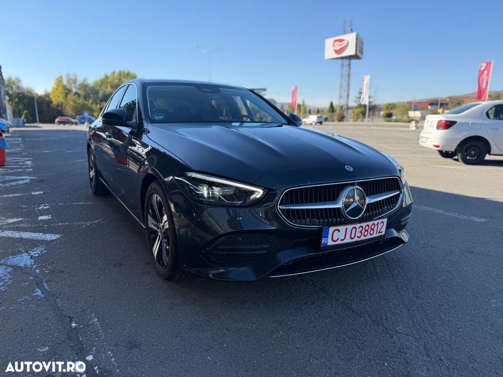 Mercedes-Benz C 300 d 9G-TRONIC 4Matic Avantgarde - 3
