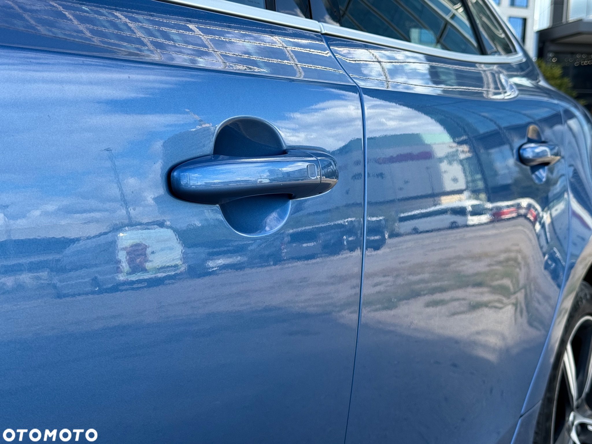 Volvo V40 T4 Drive-E R-Design Momentum - 26