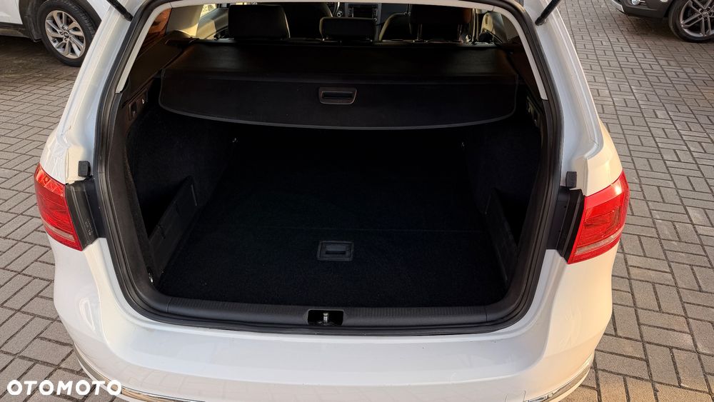 Volkswagen Passat 1.4 TSI BlueMotion Technology Highline - 16