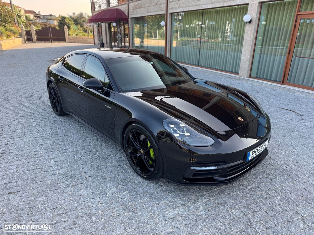 Porsche Panamera 4 E-Hybrid Edition 10 Anos - 9