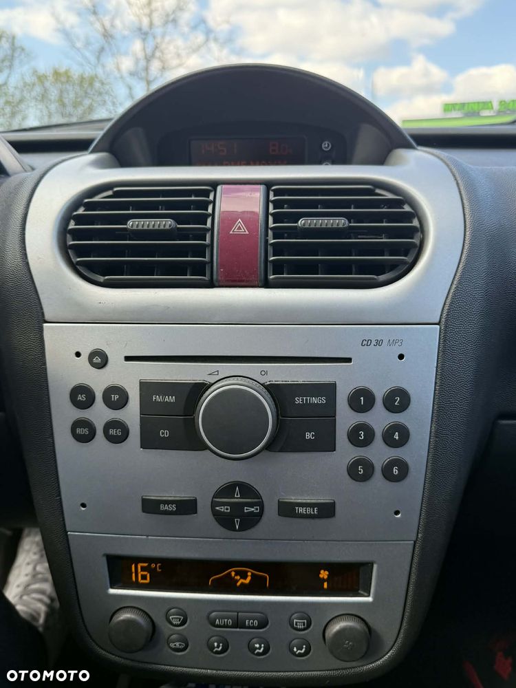 Opel Corsa 1.0 12V - 2