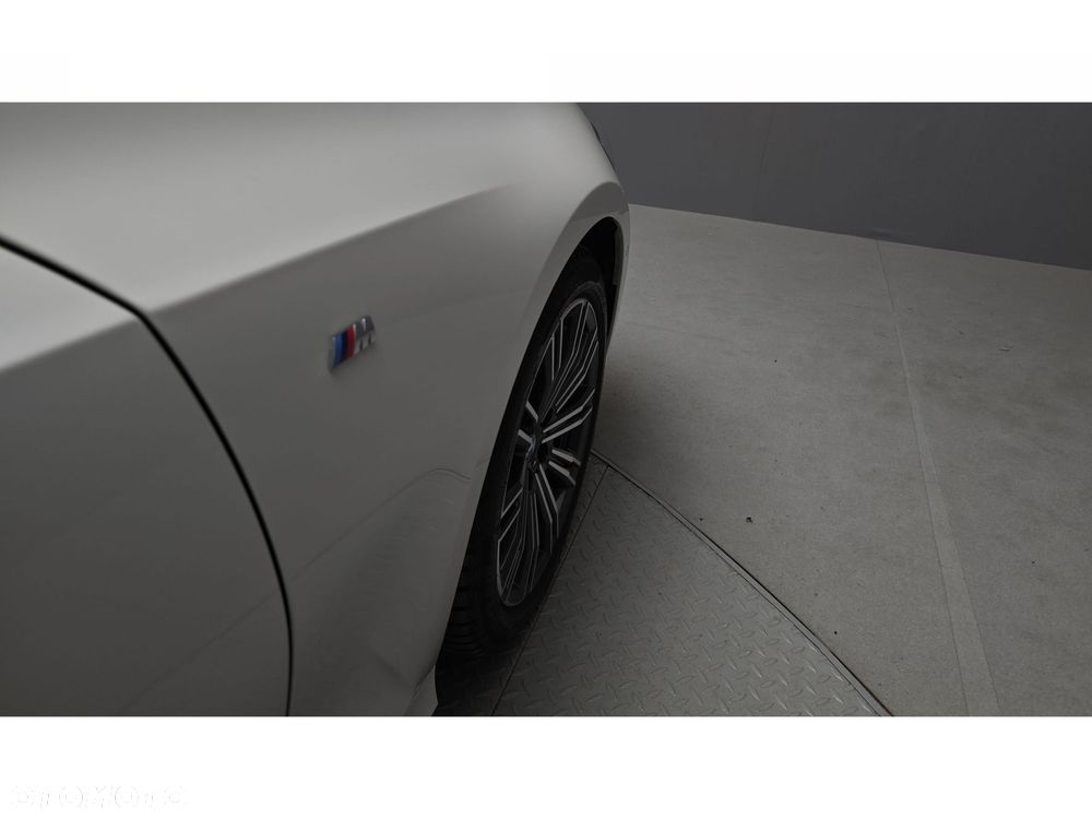 BMW Seria 3 - 27