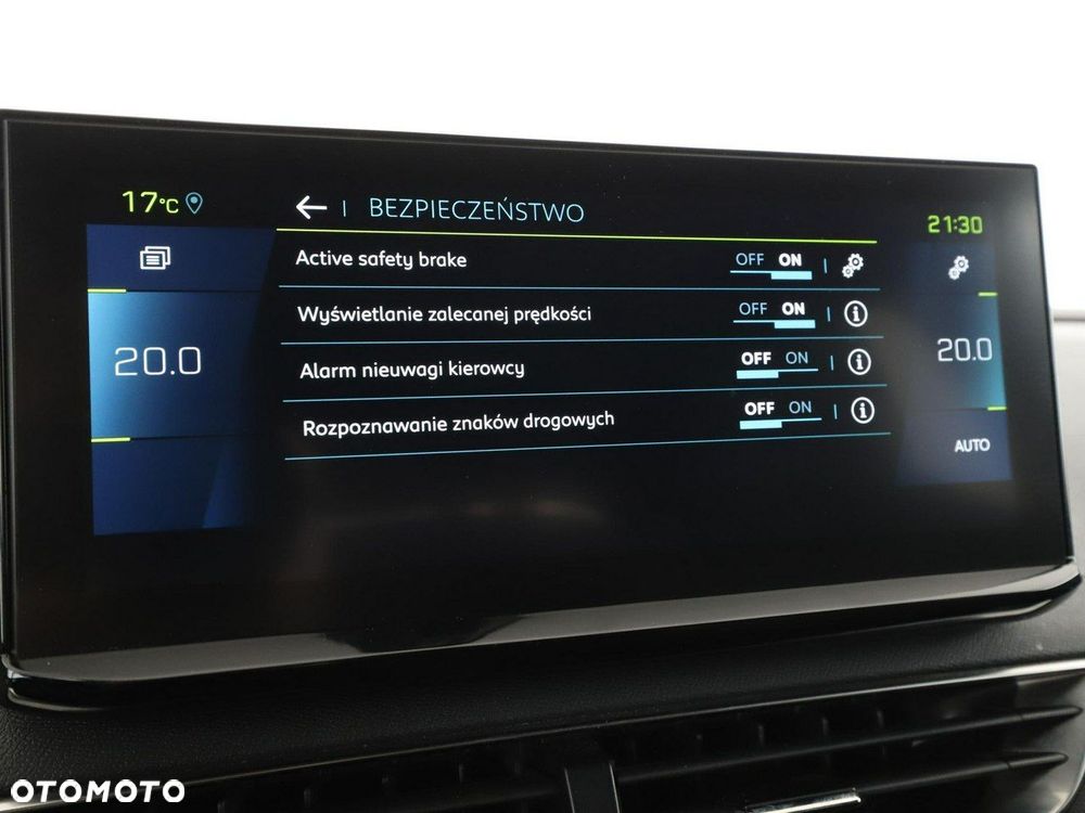 Peugeot 3008 Hybrid4 300 e-EAT8 Allure Pack - 26