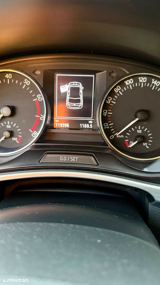 Skoda Fabia 1.0 MPI Ambition - 5