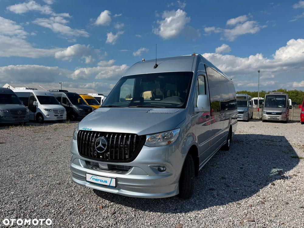Mercedes-Benz Sprinter 519 - 12