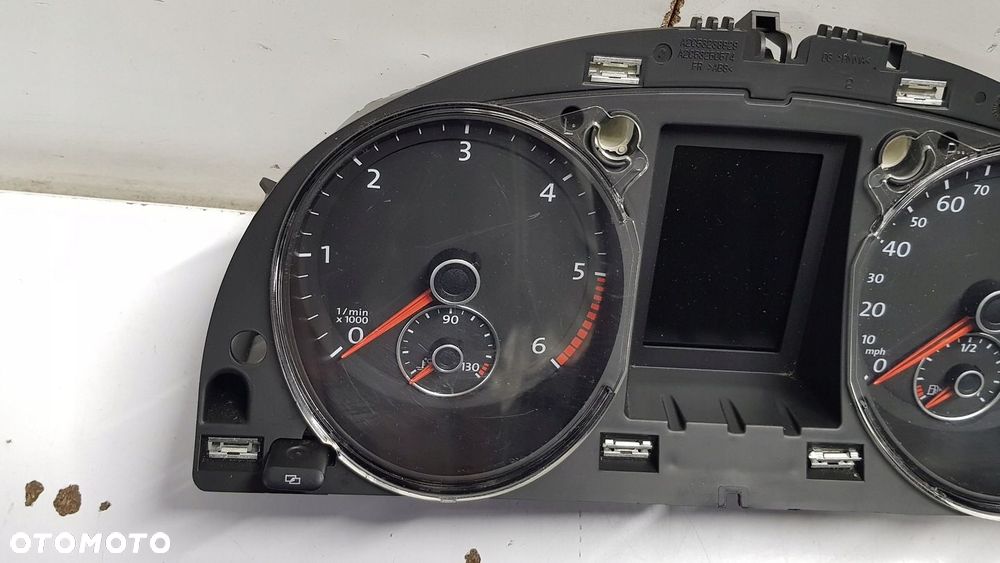 licznik VW Passat B7 2.0 TDI - 2