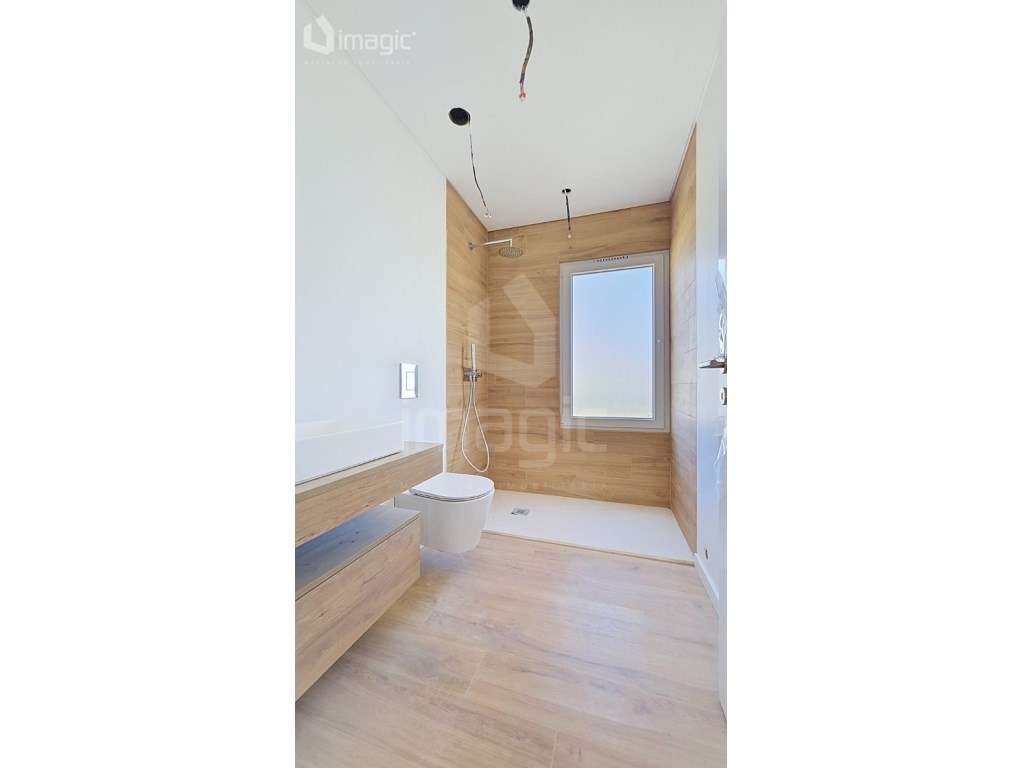 Moradia T4 nova de arquitetura moderna com piscina, em Mafra. - Grande imagem: 4/26
