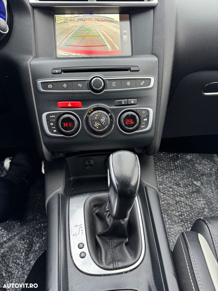 Citroën DS4 ver-blue-dci-115-edc-intens - 20