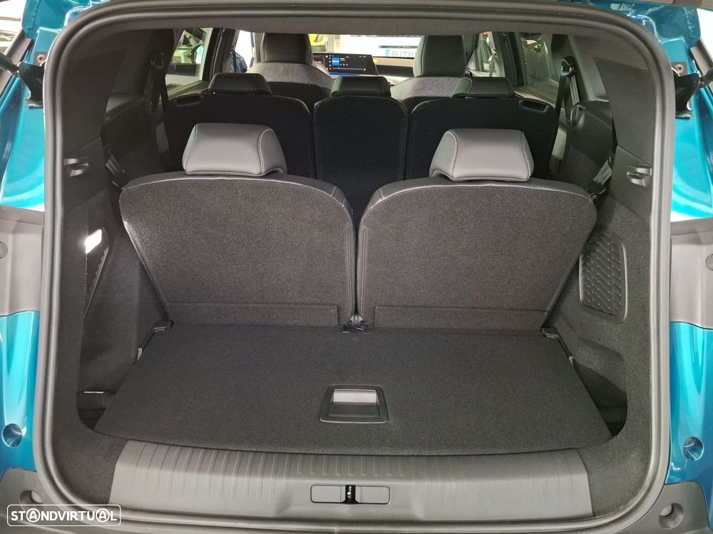 Peugeot E-5008 73 kWh Allure - 28