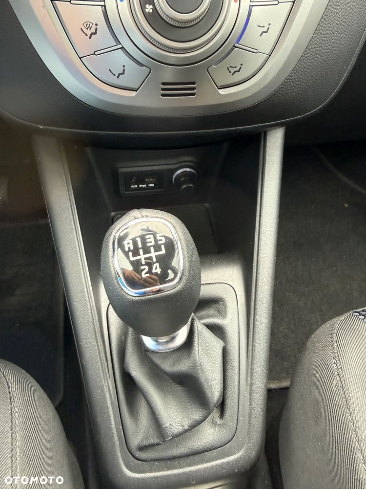 Hyundai ix20 - 17
