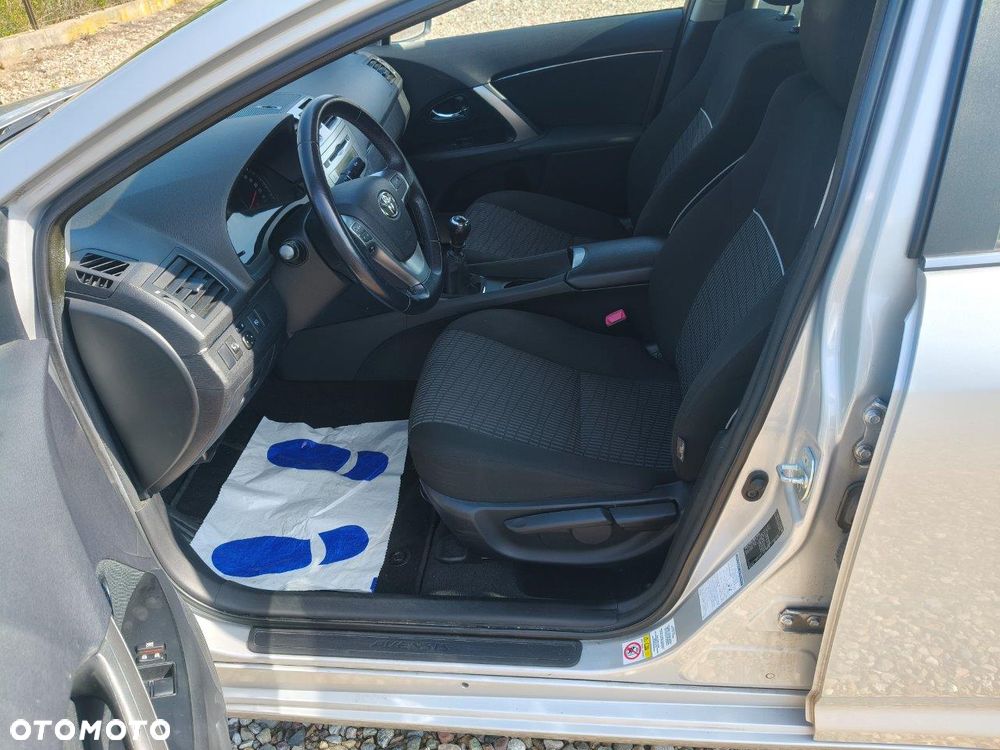 Toyota Avensis 1.6 Edition (2014) - 7