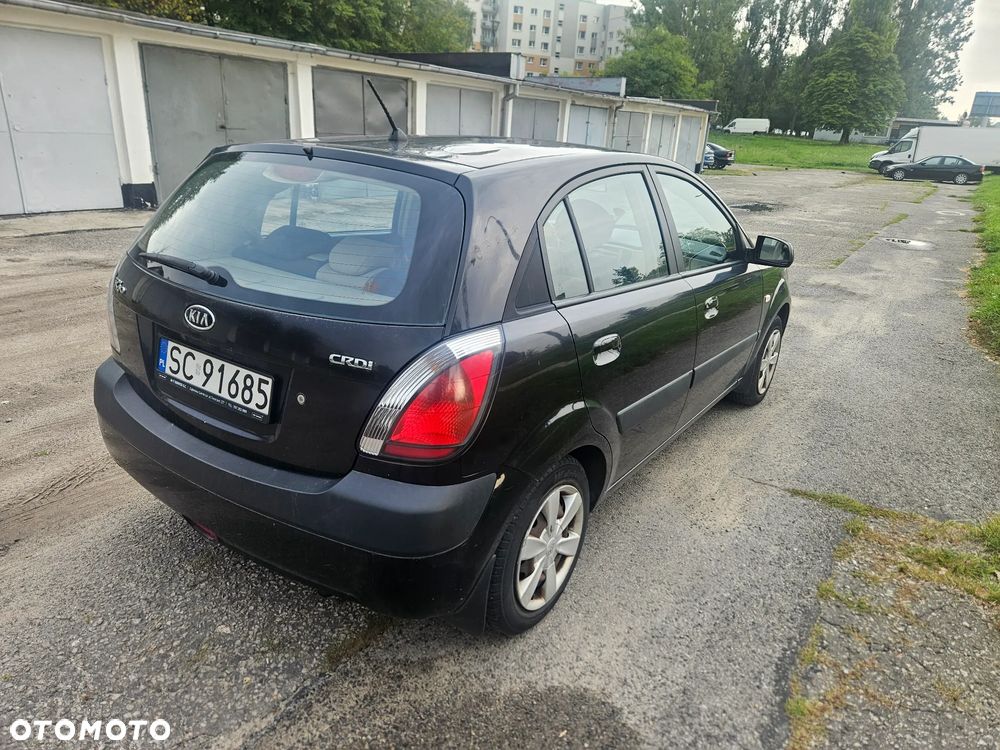 Kia Rio 1.5 CRDi City - 3