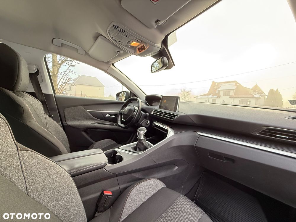 Peugeot 3008 1.2 PureTech Active S&S - 27