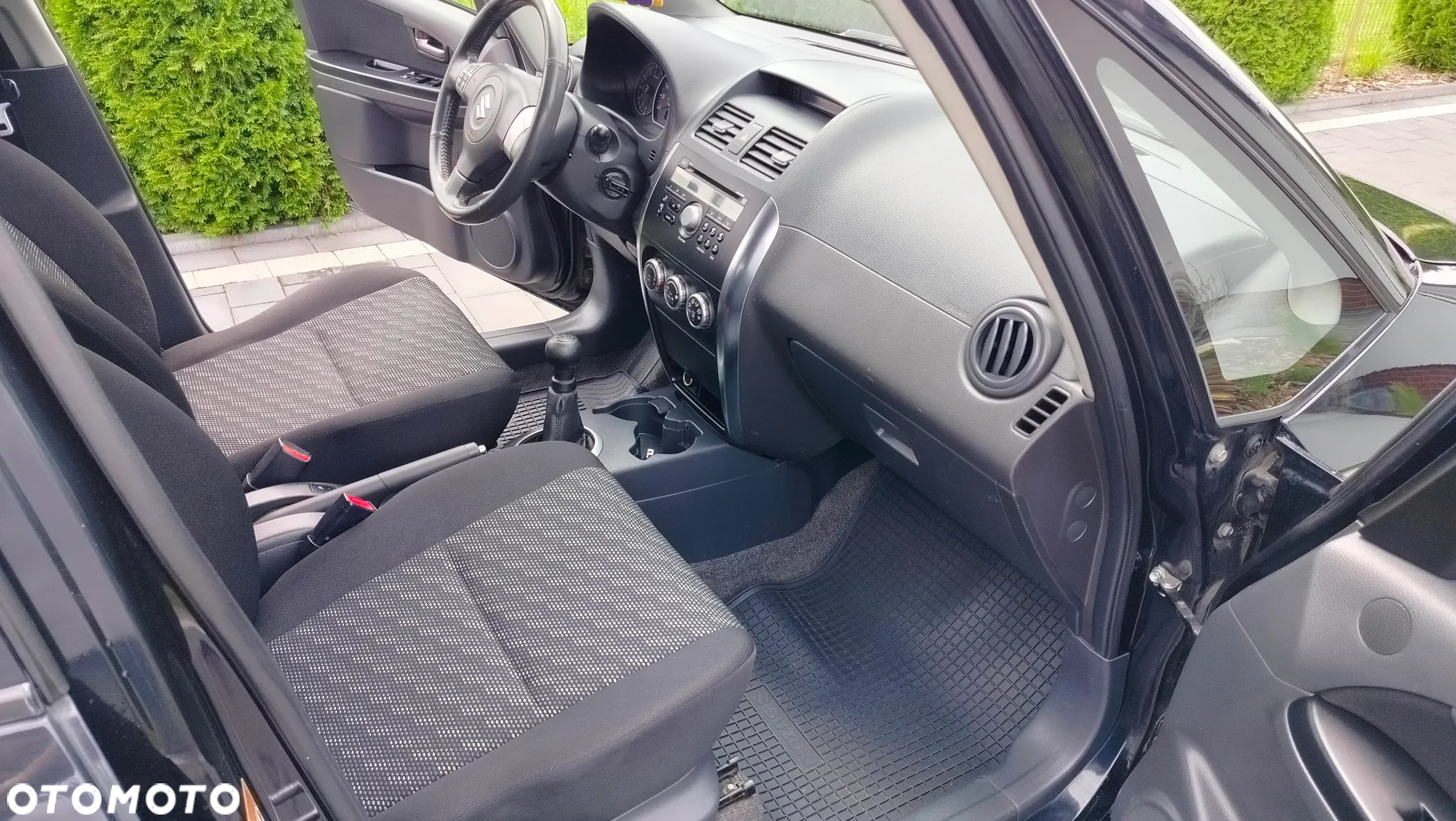 Suzuki SX4 1.6 GS / Premium - 17