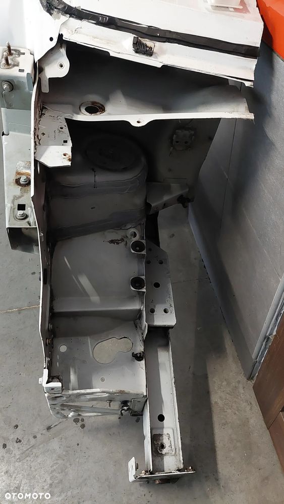 ĆWIARTKA PRAWY PRZÓD PRÓG RENAULT MASTER III R2015 - 2