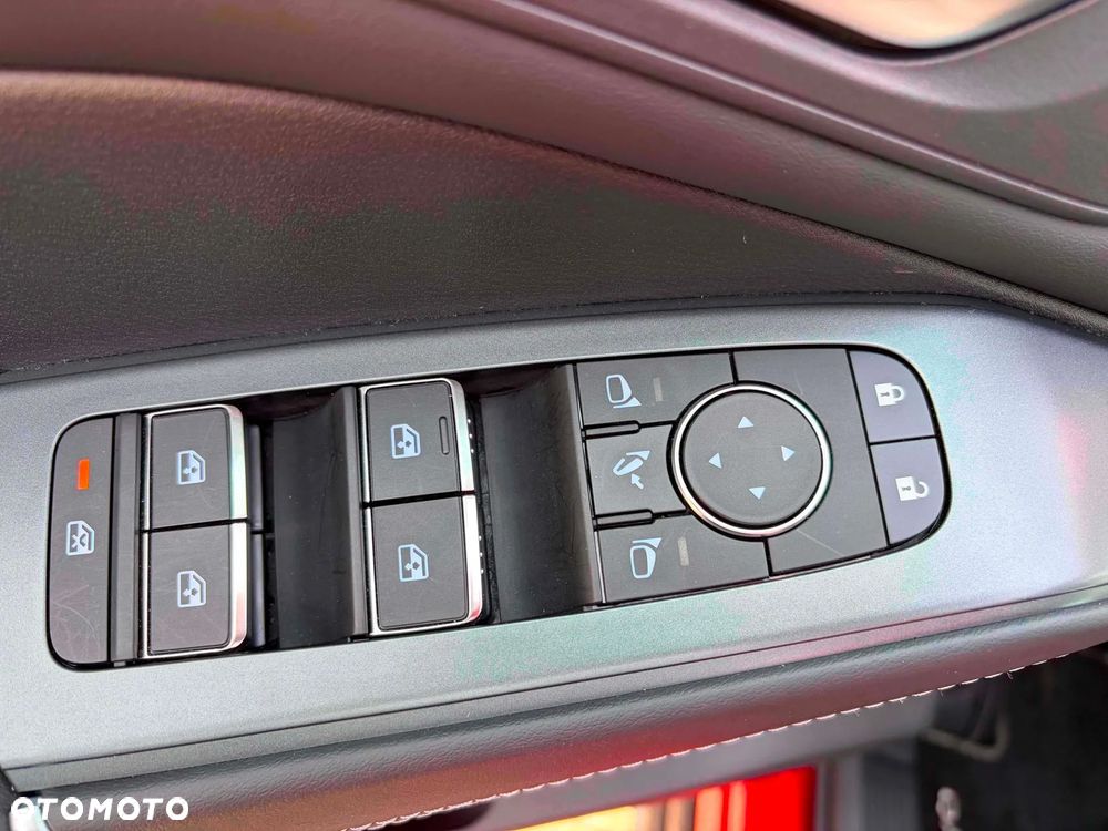 Nissan Qashqai 1.3 DIG-T MHEV N-Connecta - 8
