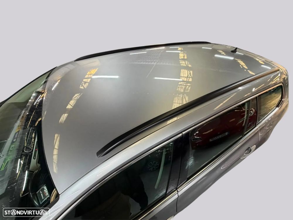 VW Passat 1.6 TDI Business DSG - 10