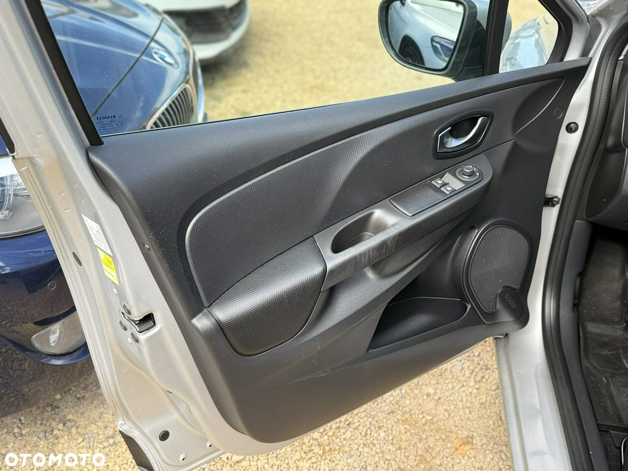 Renault Clio - 13