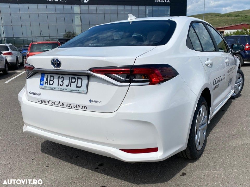 Toyota Corolla - 6