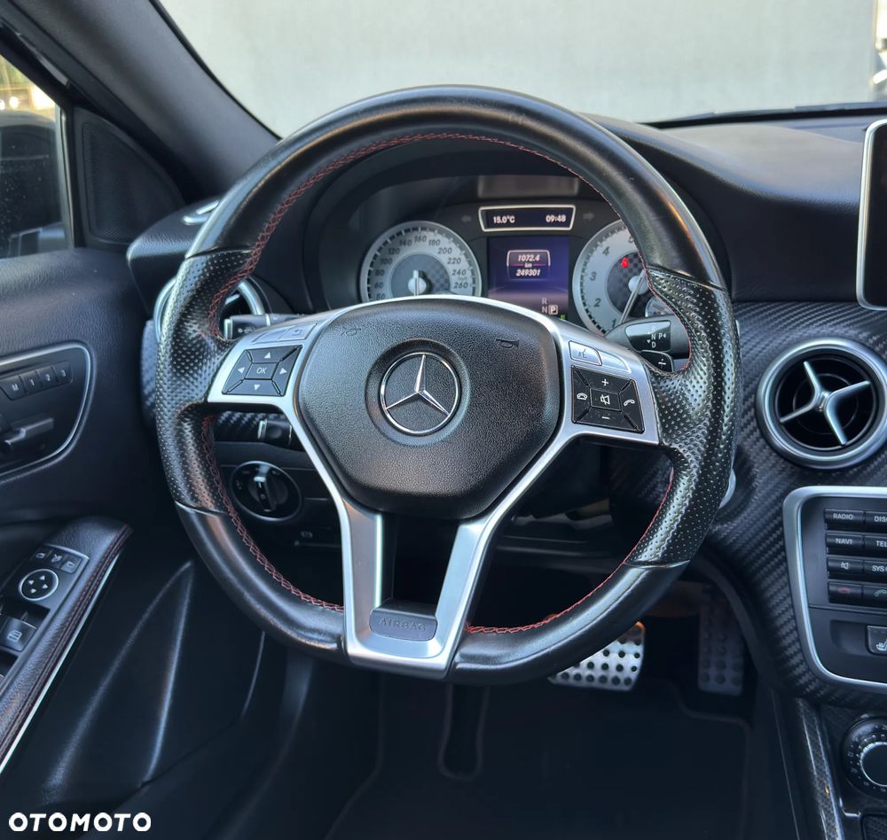 Mercedes-Benz Klasa A 250 4-Matic AMG Line - 31