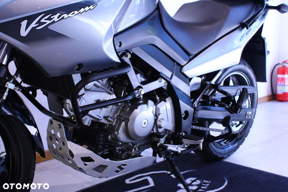 Suzuki DL - 32