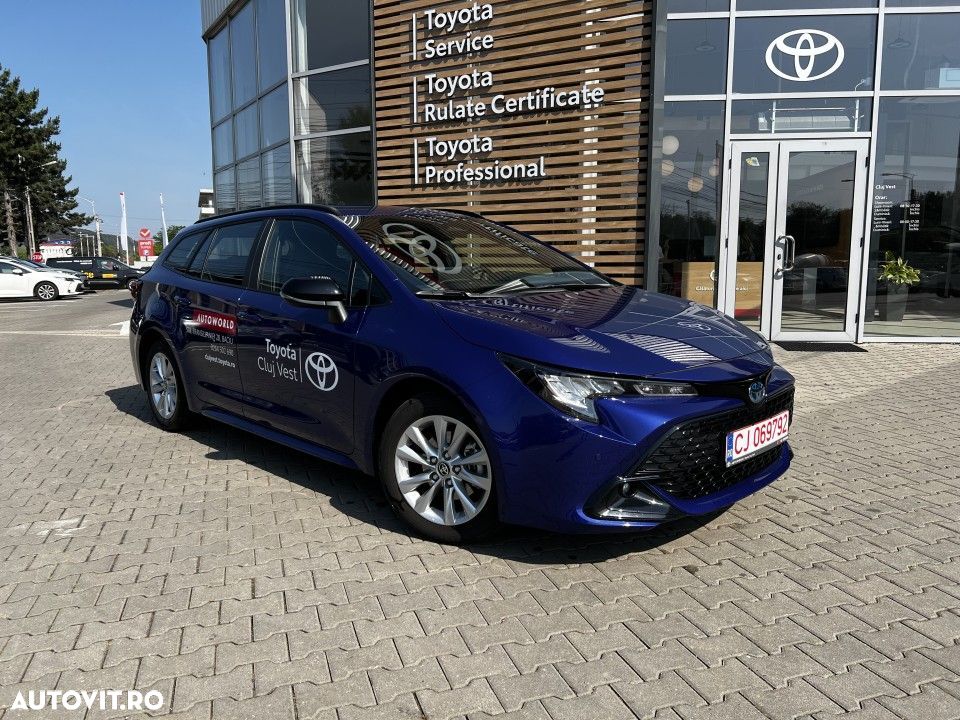 Toyota Corolla - 1